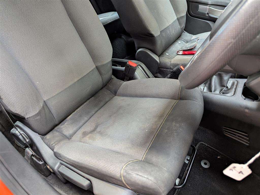 <p>2017 CITROEN C3 FEEL PURETECH</p>