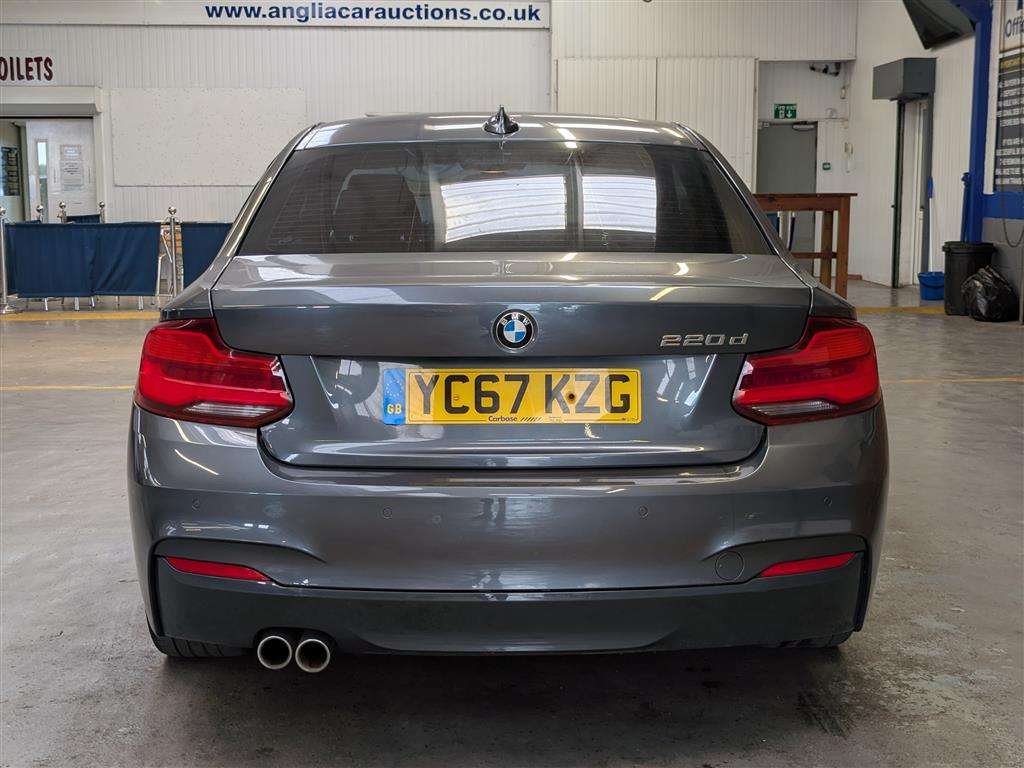 <p>2017 BMW 220D M SPORT AUTO</p>
