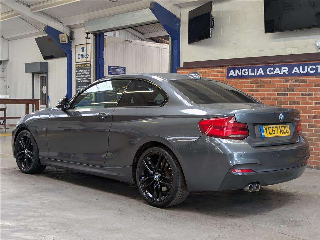 <p>2017 BMW 220D M SPORT AUTO</p>