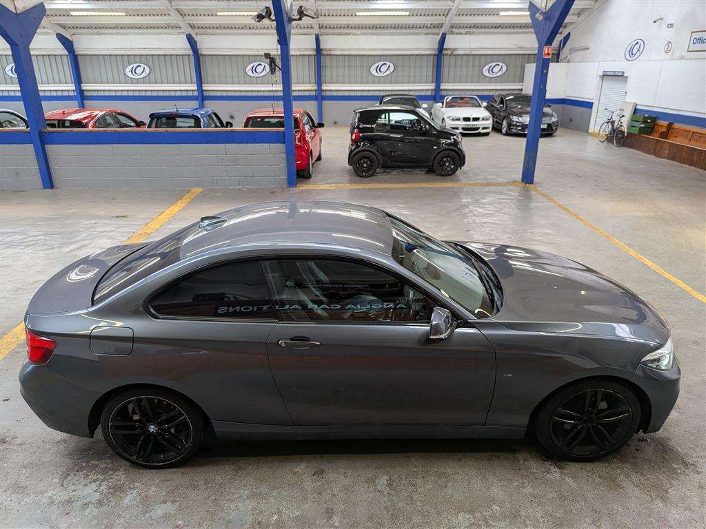 <p>2017 BMW 220D M SPORT AUTO</p>