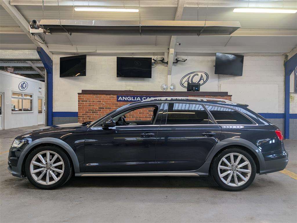 <p>2014 AUDI A6 ALLROAD TDI QUATTRO AUTO</p>