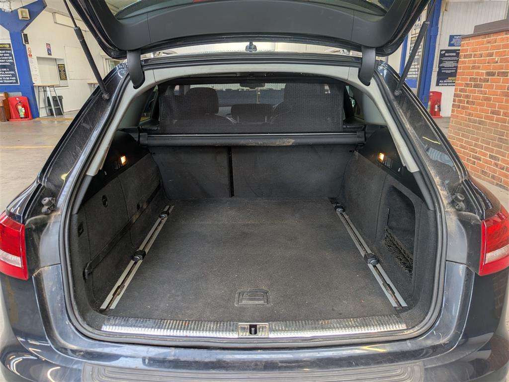 <p>2014 AUDI A6 ALLROAD TDI QUATTRO AUTO</p>
