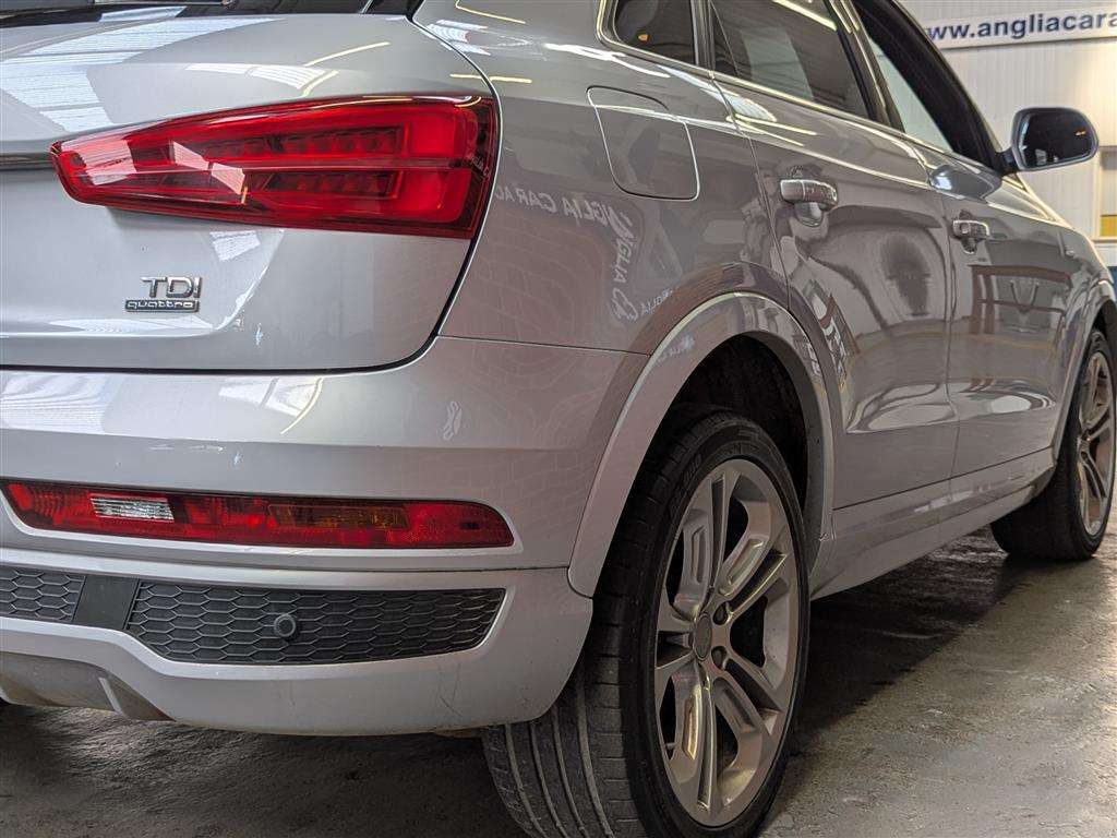 <p>2016 AUDI Q3 S LINE + TDI QUATTRO</p>