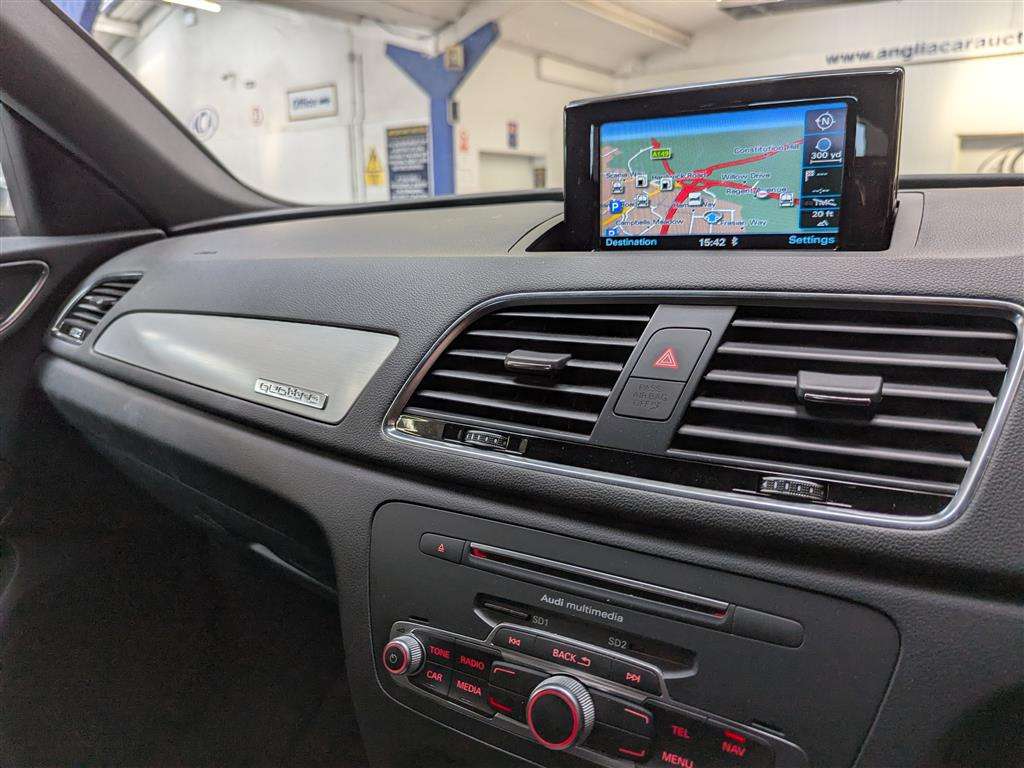 <p>2016 AUDI Q3 S LINE + TDI QUATTRO</p>