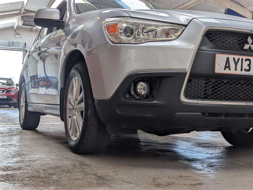 <p>2013 MITSUBISHI ASX 4 DI-D 4X4</p>