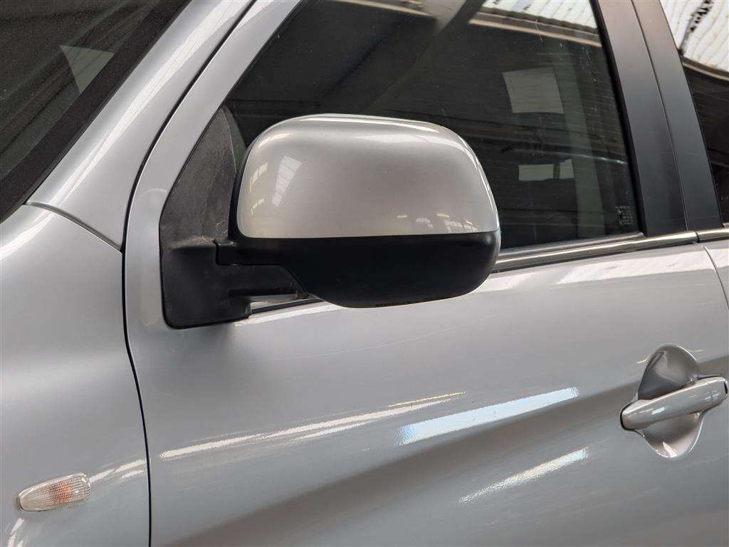<p>2013 MITSUBISHI ASX 4 DI-D 4X4</p>