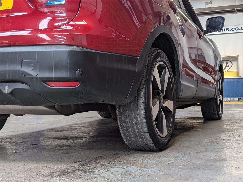 <p>2016 NISSAN QASHQAI N-TEC + DCI</p>