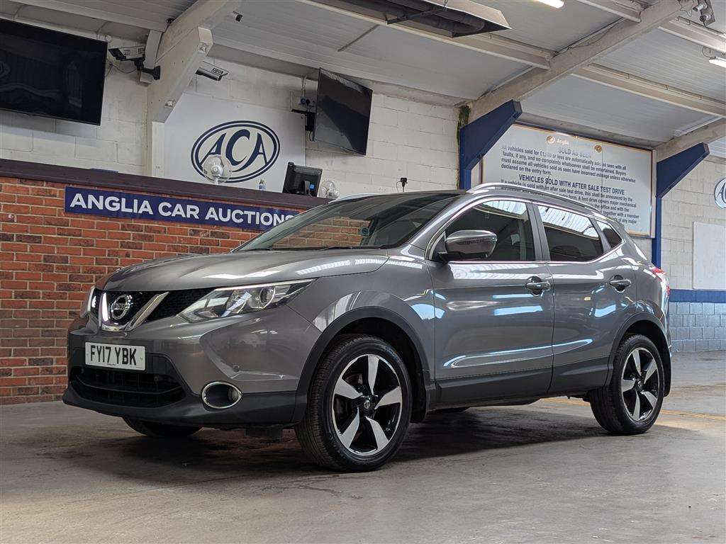 <p>2017 NISSAN QASHQAI N-TEC + DCI</p>