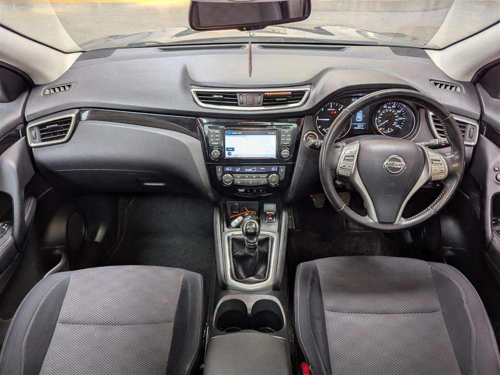 <p>2017 NISSAN QASHQAI N-TEC + DCI</p>
