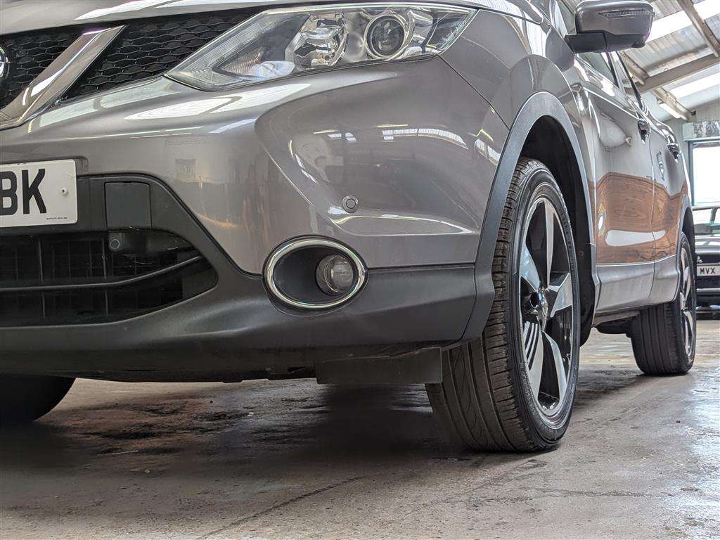 <p>2017 NISSAN QASHQAI N-TEC + DCI</p>