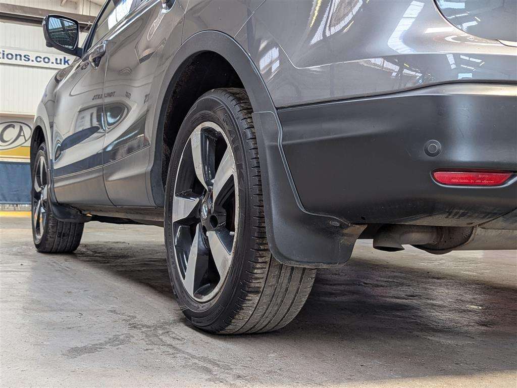 <p>2017 NISSAN QASHQAI N-TEC + DCI</p>