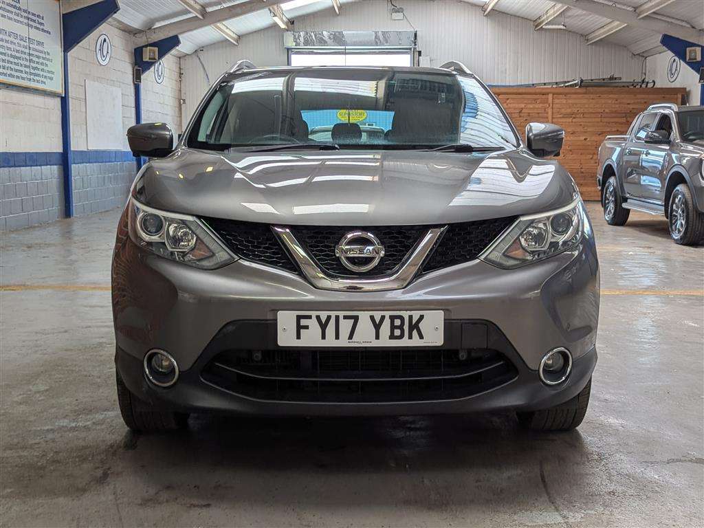 <p>2017 NISSAN QASHQAI N-TEC + DCI</p>