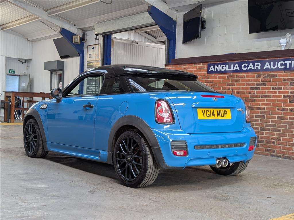 <p>2014 MINI COOPER SD</p>