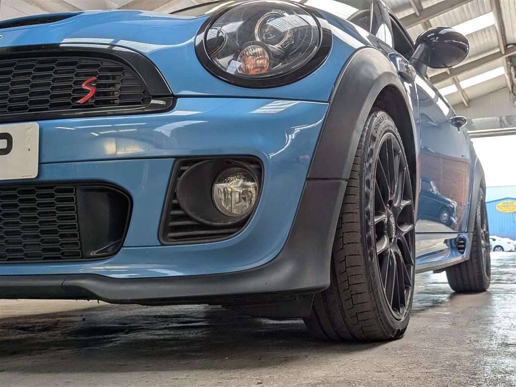 <p>2014 MINI COOPER SD</p>