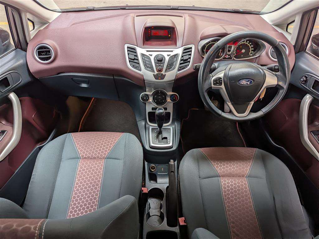 <p>2009 FORD FIESTA ZETEC AUTO</p>