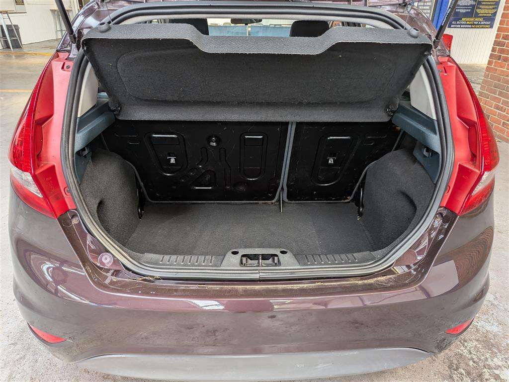 <p>2009 FORD FIESTA ZETEC AUTO</p>