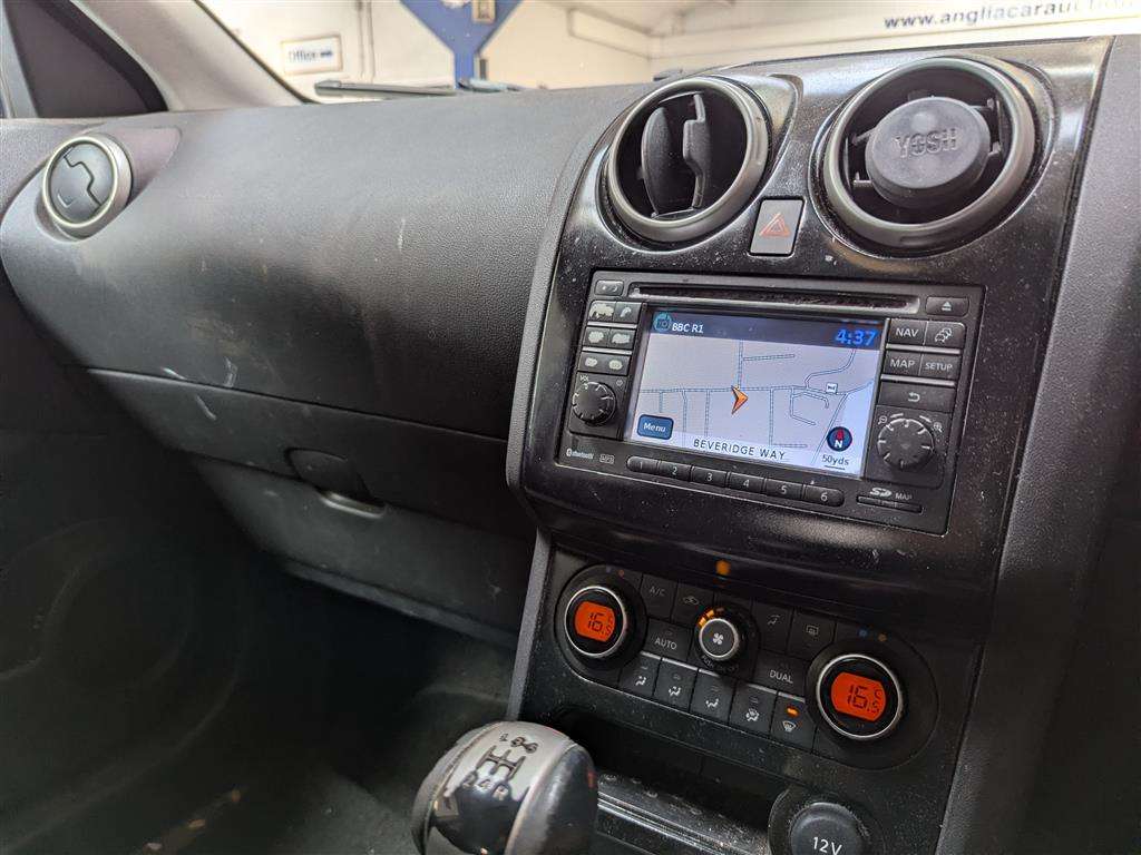 <p>2011 NISSAN QASHQAI N-TEC</p>