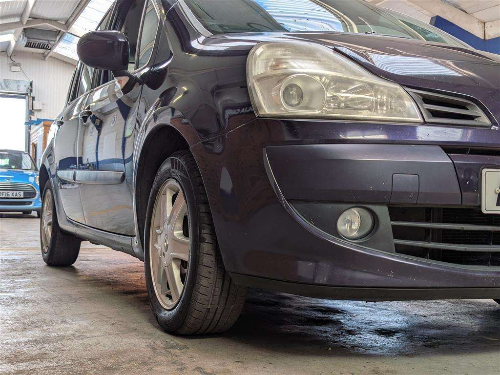 <p>2008 RENAULT G-MODUS DYNAMIQUE VVT A</p>