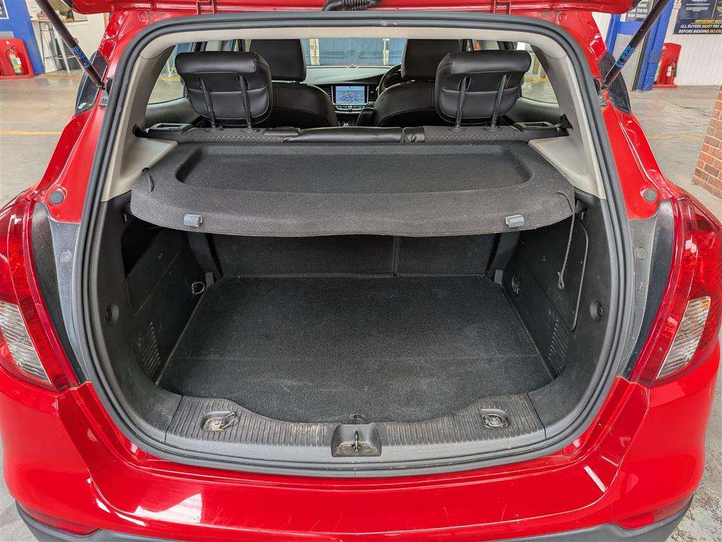 <p>2019 VAUXHALL MOKKA X GRIFFIN + ECOTEC</p>