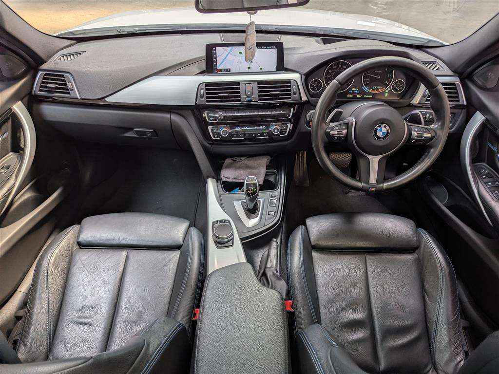<p>2019 BMW 320D M SPORT SHADOW EDITI</p>