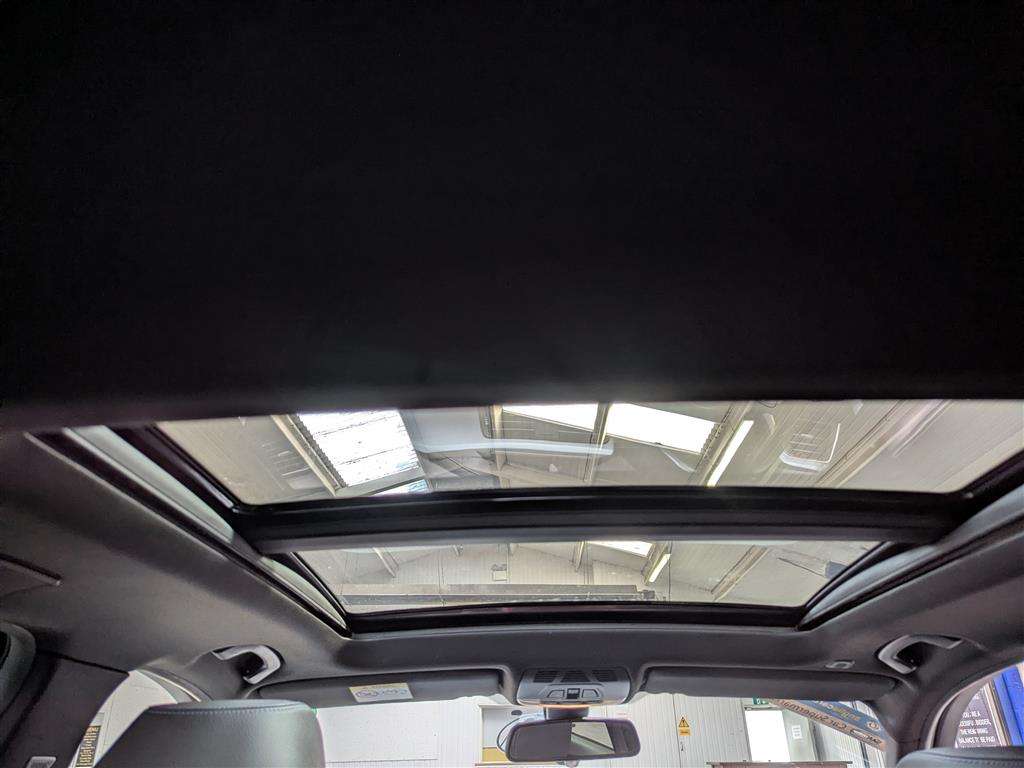 <p>2019 BMW 320D M SPORT SHADOW EDITI</p>