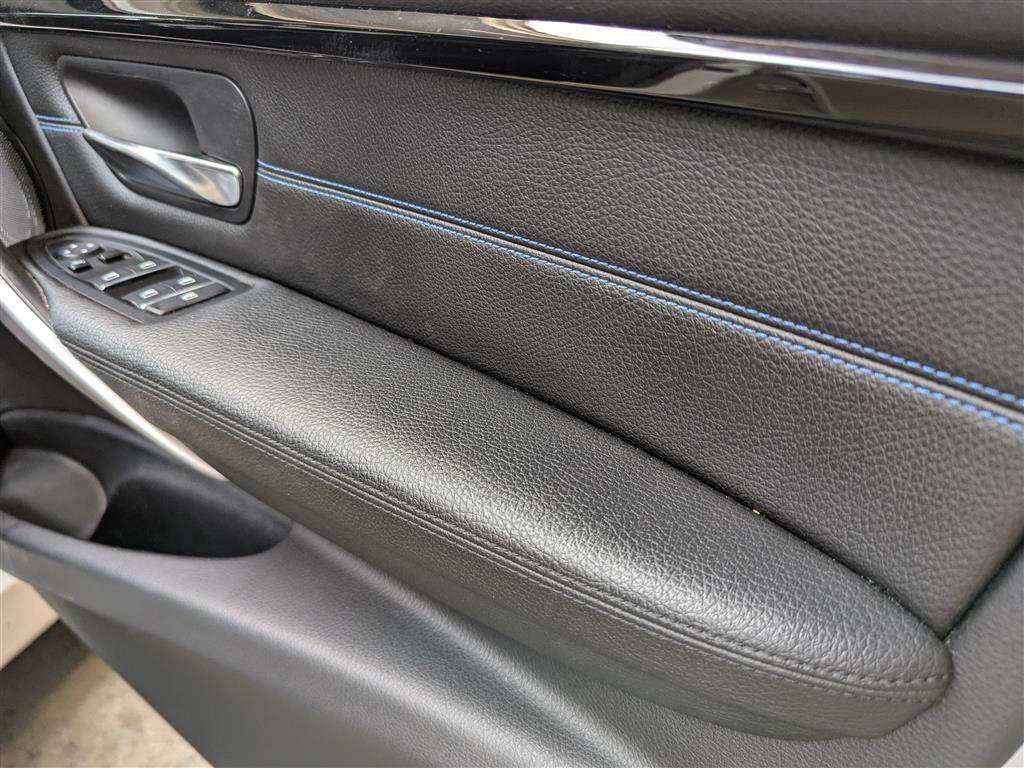 <p>2019 BMW 320D M SPORT SHADOW EDITI</p>