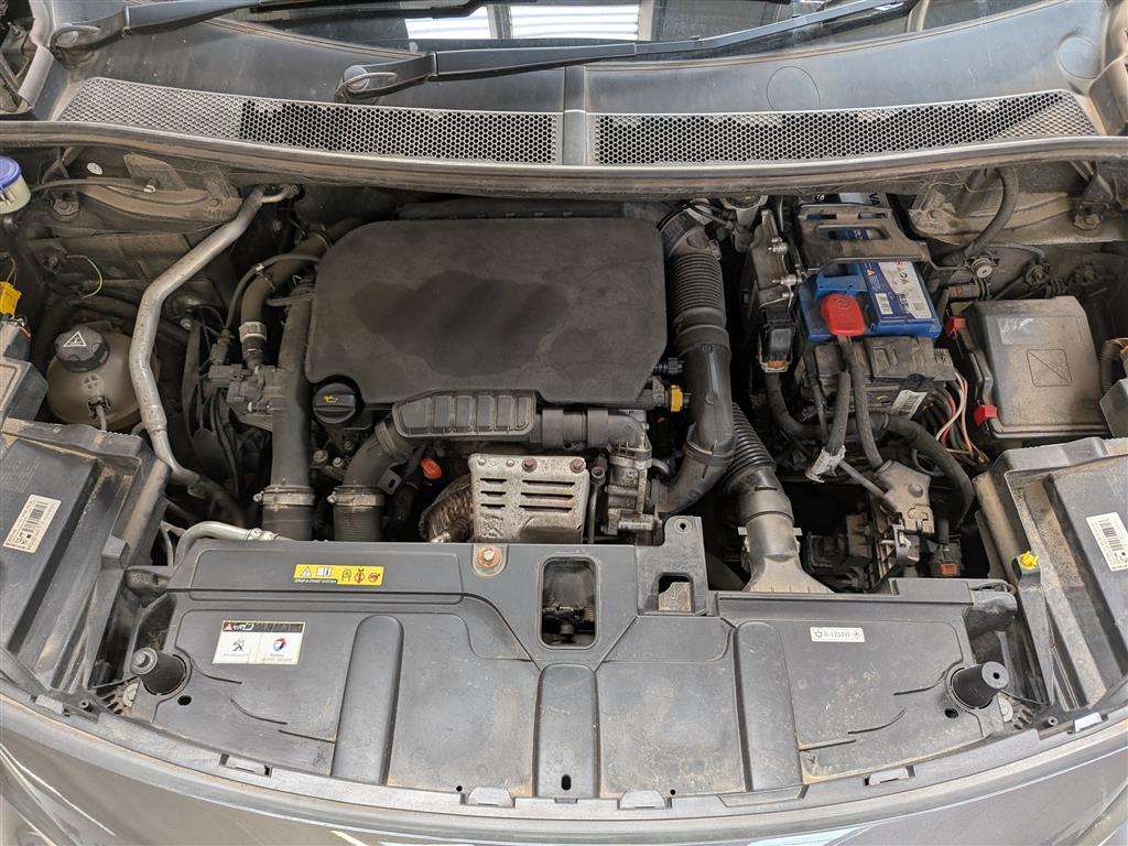 <p>2017 PEUGEOT 3008 GT LINE S/S</p>