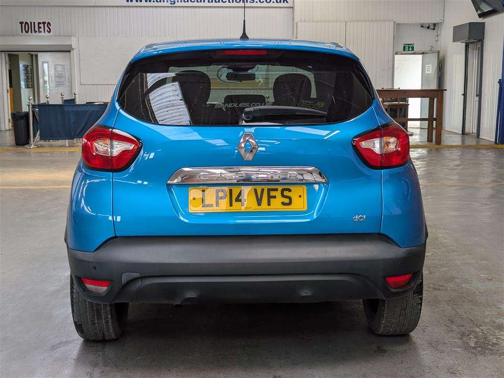 <p>2014 RENAULT CAPTURD-QUE S M-NAV NRG D</p>