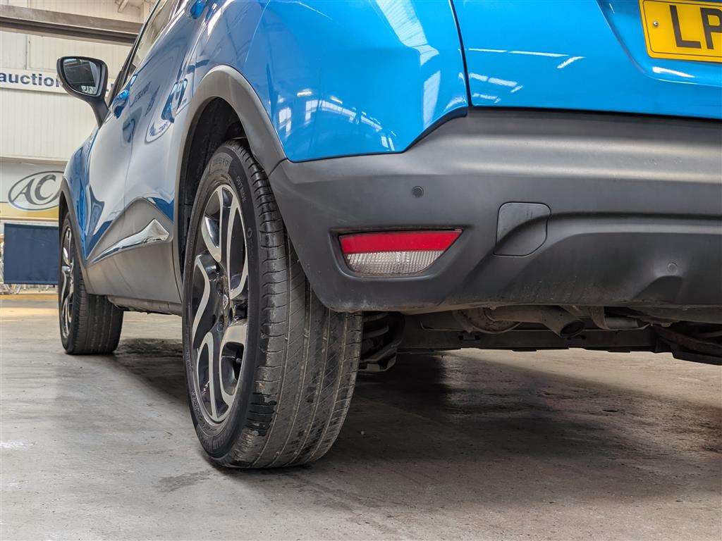 <p>2014 RENAULT CAPTURD-QUE S M-NAV NRG D</p>