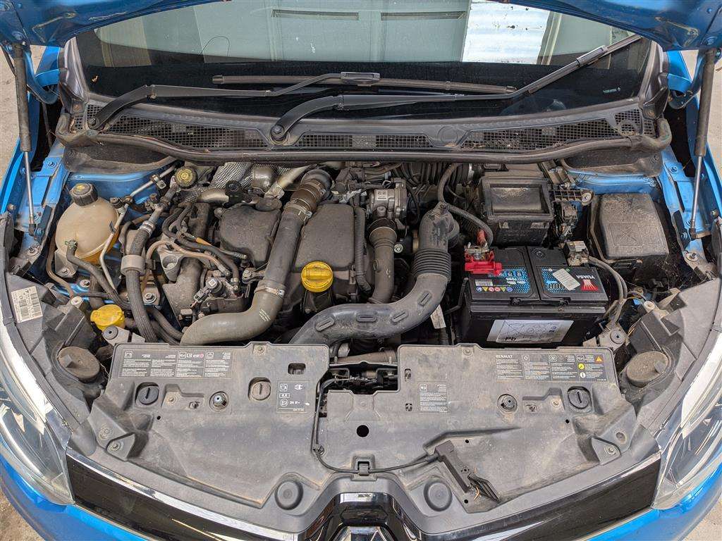 <p>2014 RENAULT CAPTURD-QUE S M-NAV NRG D</p>
