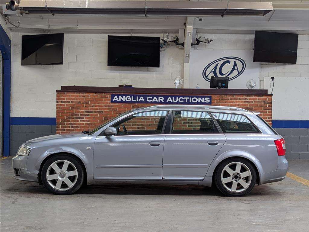 <p>2004 AUDI A4 TDI QUATTRO SPORT</p>