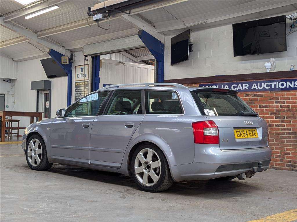 <p>2004 AUDI A4 TDI QUATTRO SPORT</p>