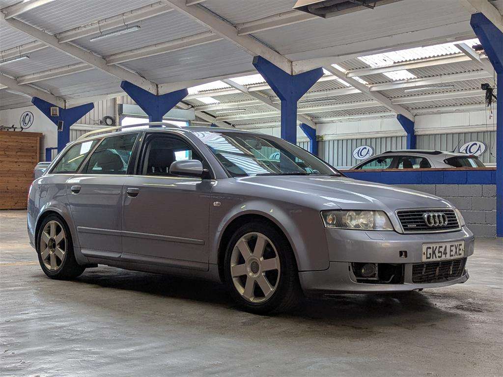 <p>2004 AUDI A4 TDI QUATTRO SPORT</p>