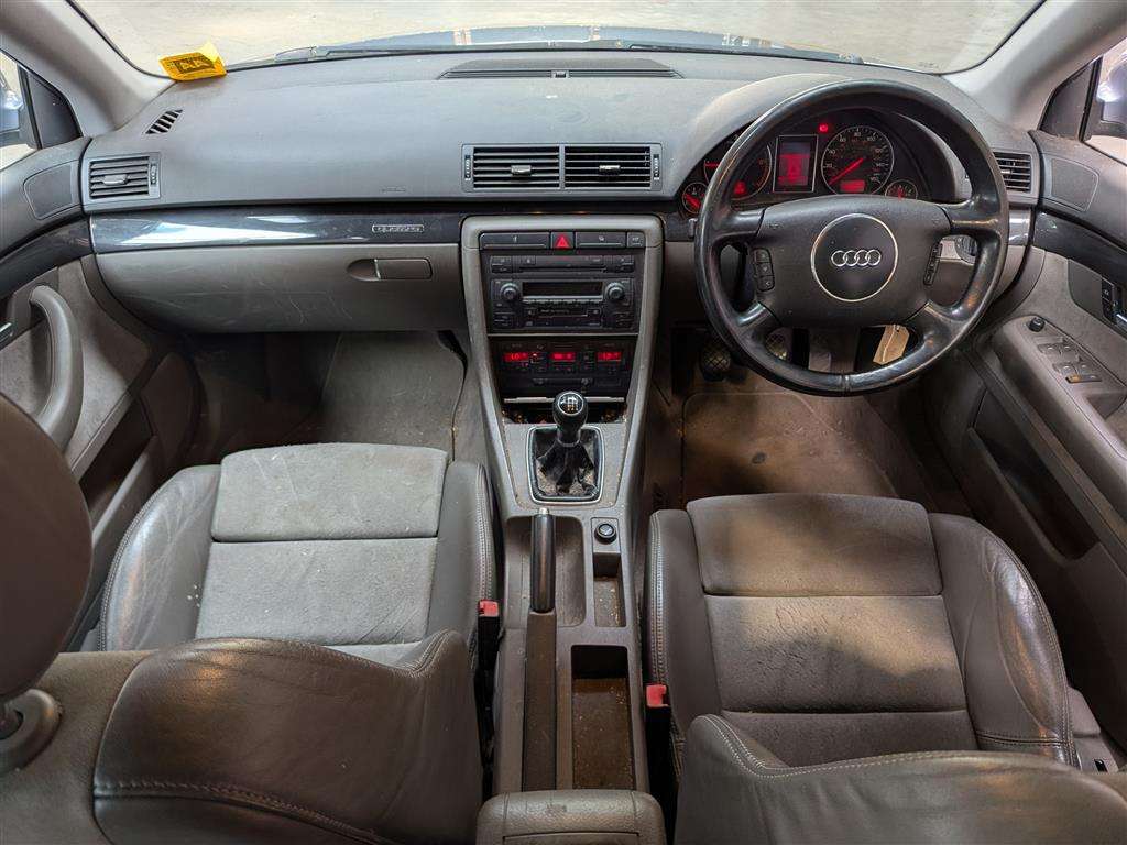 <p>2004 AUDI A4 TDI QUATTRO SPORT</p>