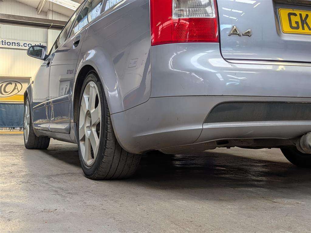 <p>2004 AUDI A4 TDI QUATTRO SPORT</p>