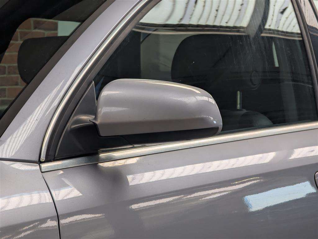 <p>2004 AUDI A4 TDI QUATTRO SPORT</p>