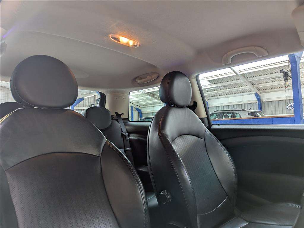<p>2013 MINI ONE D</p>
