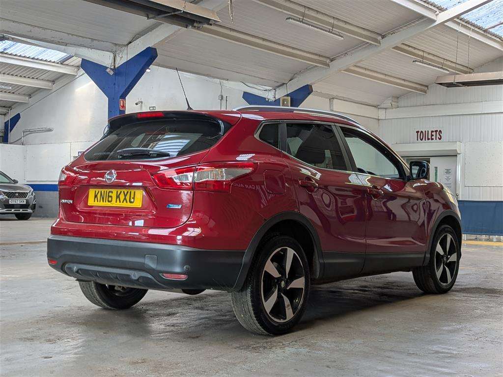 <p>2016 NISSAN QASHQAI N-CONNECTA DCI</p>