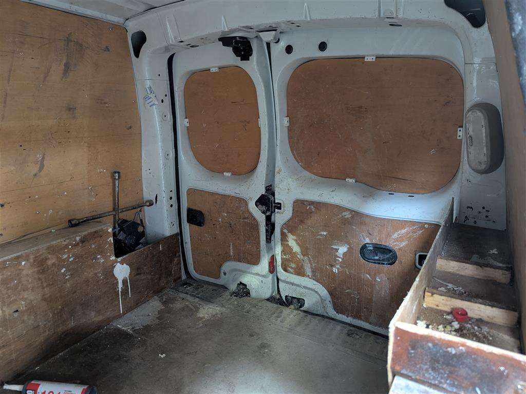 <p>2009 RENAULT KANGOO ML19 EXTRA DCI 70</p>