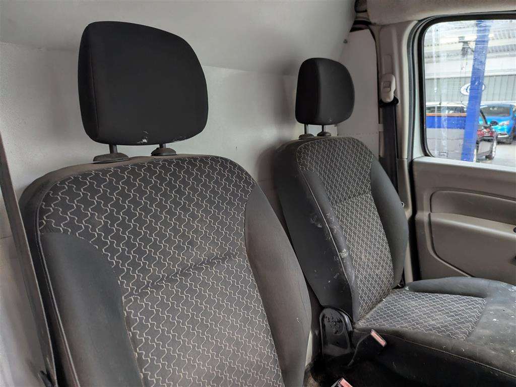 <p>2009 RENAULT KANGOO ML19 EXTRA DCI 70</p>