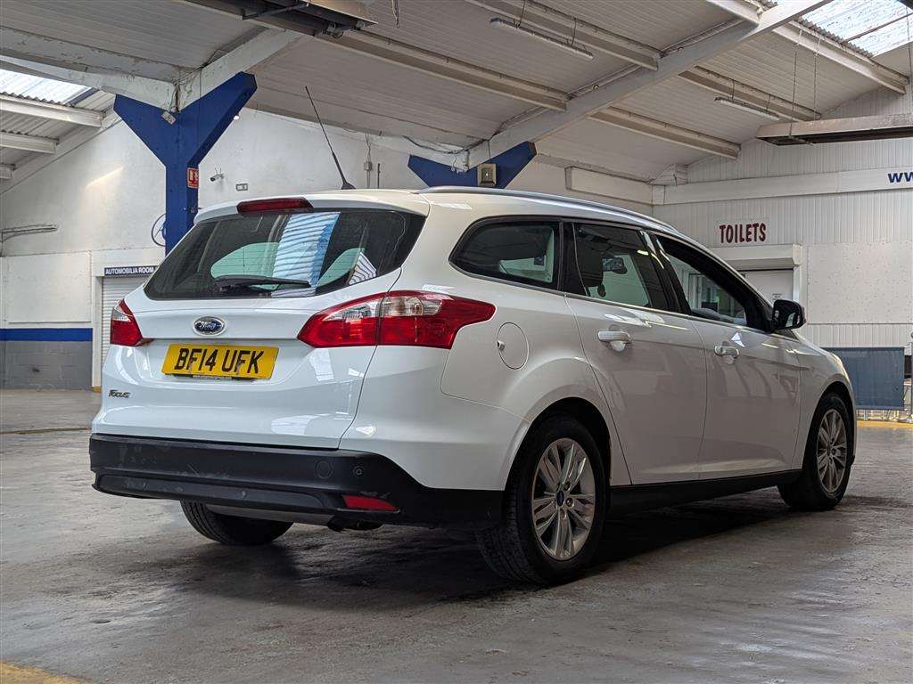 <p>2014 FORD FOCUS TITANIUM NAVIGATOR</p>
