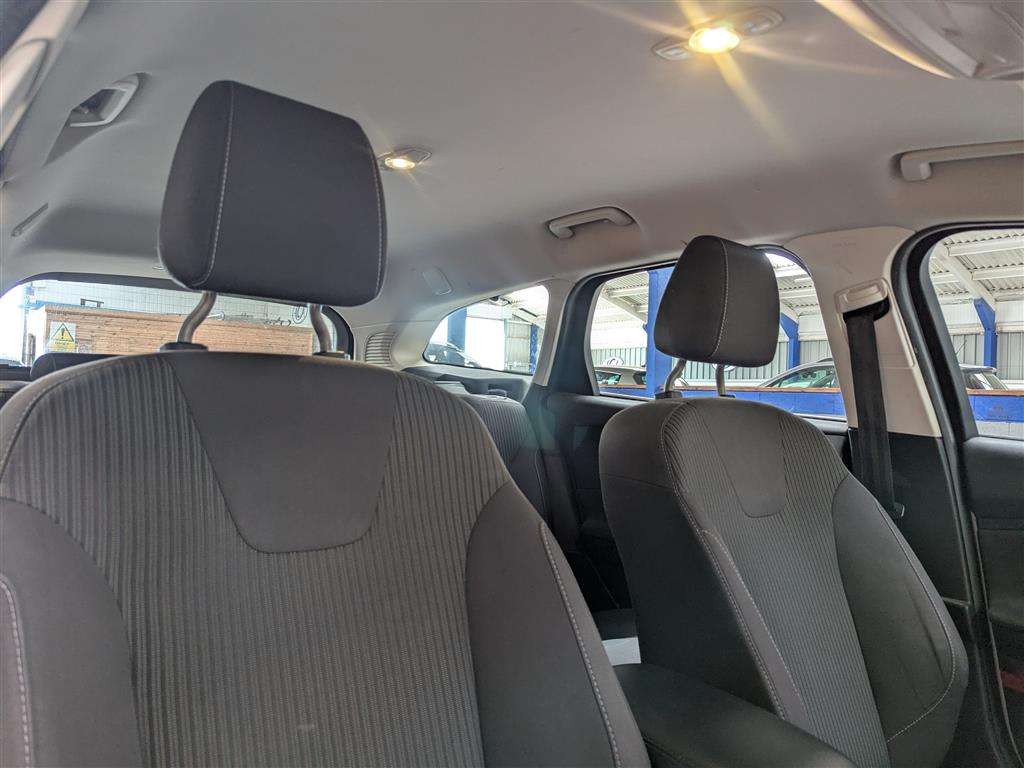 <p>2014 FORD FOCUS TITANIUM NAVIGATOR</p>