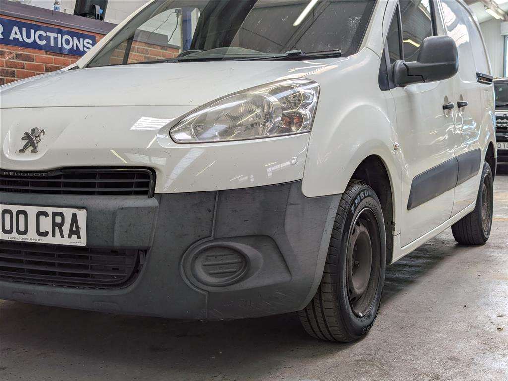 <p>2013 PEUGEOT PARTNER 850 S L1 HDI</p>