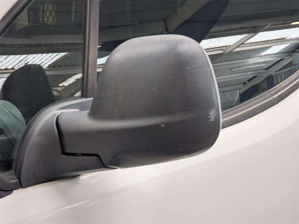 <p>2013 PEUGEOT PARTNER 850 S L1 HDI</p>