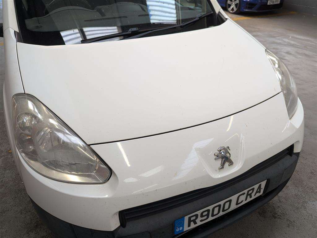 <p>2013 PEUGEOT PARTNER 850 S L1 HDI</p>