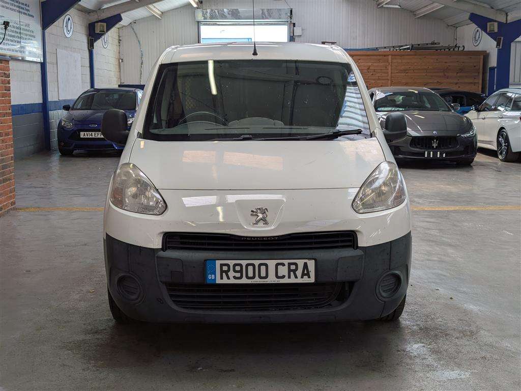 <p>2013 PEUGEOT PARTNER 850 S L1 HDI</p>