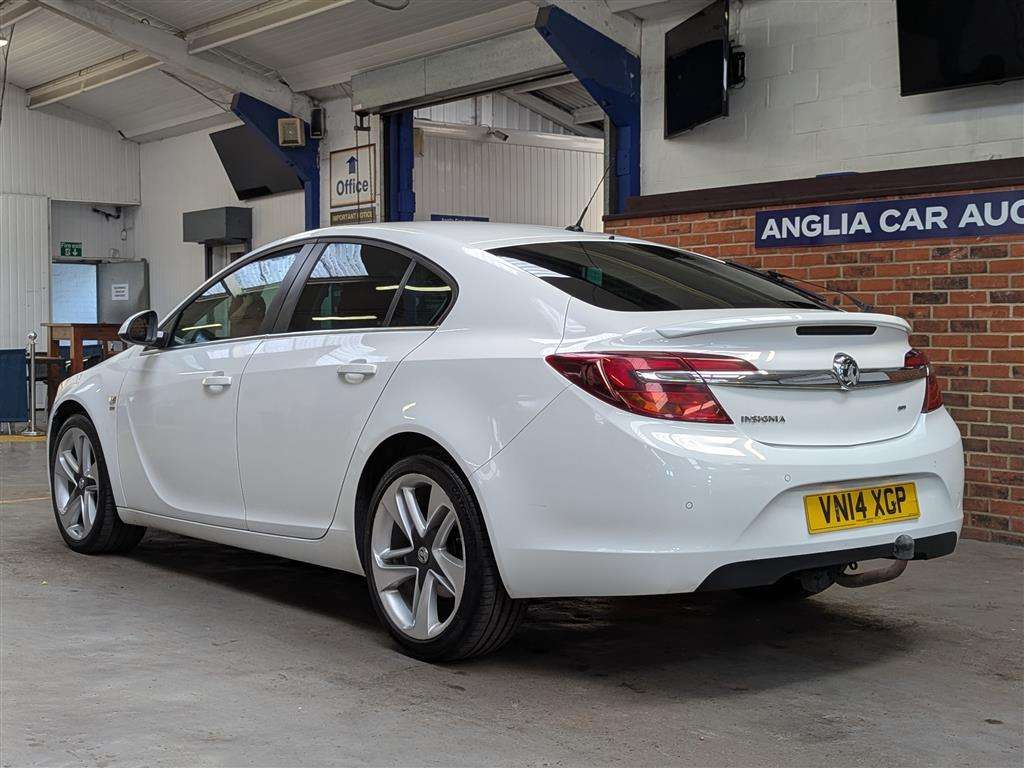 <p>2014 VAUXHALL INSIGNIA SRI</p>