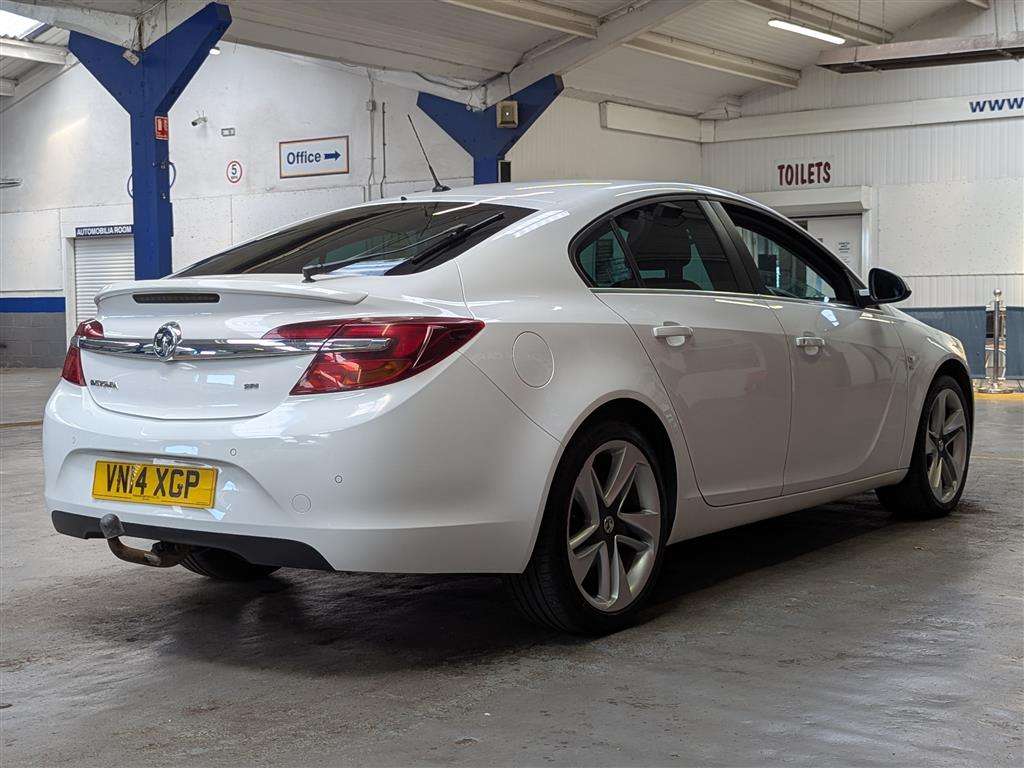 <p>2014 VAUXHALL INSIGNIA SRI</p>