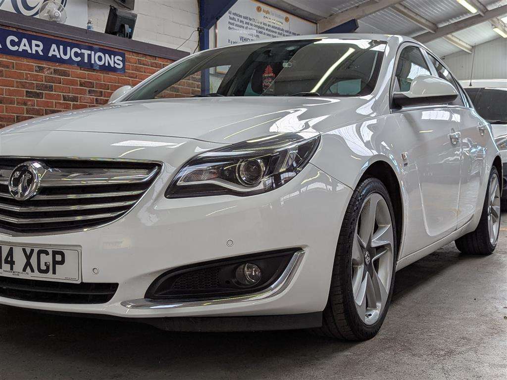 <p>2014 VAUXHALL INSIGNIA SRI</p>