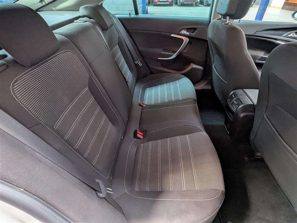 <p>2014 VAUXHALL INSIGNIA SRI</p>